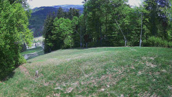 Prostřední část sjezdovky a snowpark