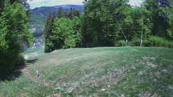 Prostřední část sjezdovky a snowpark