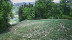 Prostřední část sjezdovky a snowpark