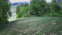Prostřední část sjezdovky a snowpark