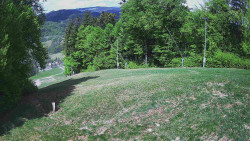 Prostřední část sjezdovky a snowpark