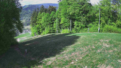 Prostřední část sjezdovky a snowpark