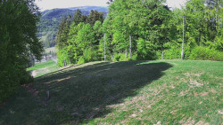 Prostřední část sjezdovky a snowpark