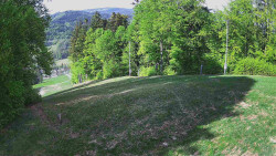 Prostřední část sjezdovky a snowpark