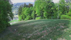 Prostřední část sjezdovky a snowpark