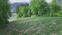 Prostřední část sjezdovky a snowpark