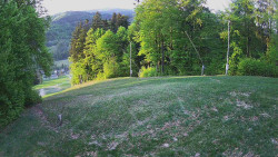 Prostřední část sjezdovky a snowpark