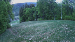 Prostřední část sjezdovky a snowpark