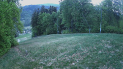 Prostřední část sjezdovky a snowpark