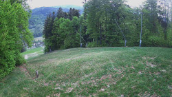 Prostřední část sjezdovky a snowpark