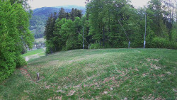 Prostřední část sjezdovky a snowpark