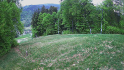 Prostřední část sjezdovky a snowpark