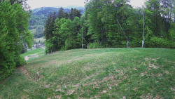 Prostřední část sjezdovky a snowpark