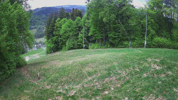 Prostřední část sjezdovky a snowpark