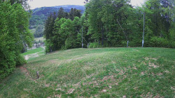 Prostřední část sjezdovky a snowpark