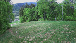 Prostřední část sjezdovky a snowpark