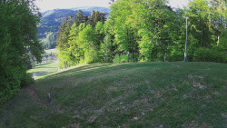 Prostřední část sjezdovky a snowpark