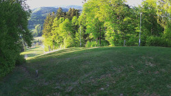 Prostřední část sjezdovky a snowpark