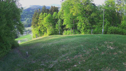 Prostřední část sjezdovky a snowpark