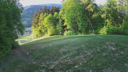 Prostřední část sjezdovky a snowpark