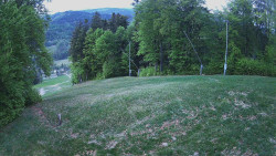 Prostřední část sjezdovky a snowpark