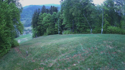 Prostřední část sjezdovky a snowpark