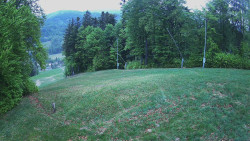 Prostřední část sjezdovky a snowpark