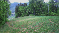 Prostřední část sjezdovky a snowpark