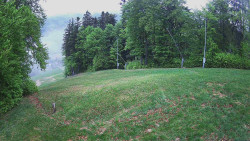 Prostřední část sjezdovky a snowpark