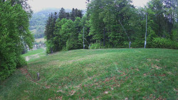 Prostřední část sjezdovky a snowpark