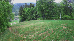 Prostřední část sjezdovky a snowpark