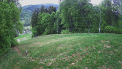 Prostřední část sjezdovky a snowpark
