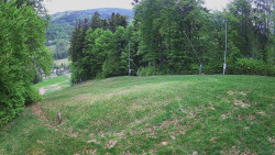 Prostřední část sjezdovky a snowpark