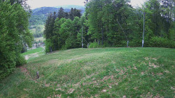 Prostřední část sjezdovky a snowpark