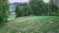 Prostřední část sjezdovky a snowpark