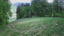 Prostřední část sjezdovky a snowpark