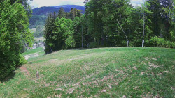 Prostřední část sjezdovky a snowpark