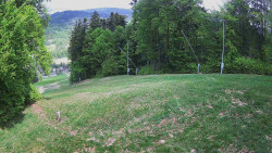 Prostřední část sjezdovky a snowpark