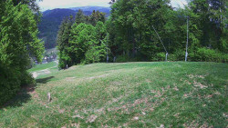 Prostřední část sjezdovky a snowpark