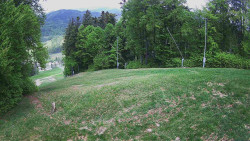Prostřední část sjezdovky a snowpark