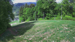Prostřední část sjezdovky a snowpark