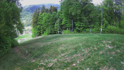 Prostřední část sjezdovky a snowpark