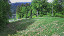 Prostřední část sjezdovky a snowpark