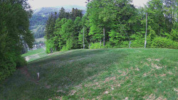 Prostřední část sjezdovky a snowpark