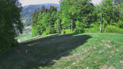 Prostřední část sjezdovky a snowpark