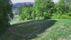 Prostřední část sjezdovky a snowpark