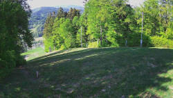 Prostřední část sjezdovky a snowpark