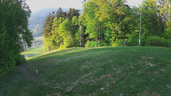 Prostřední část sjezdovky a snowpark