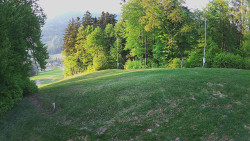 Prostřední část sjezdovky a snowpark