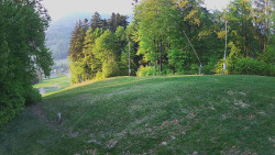 Prostřední část sjezdovky a snowpark